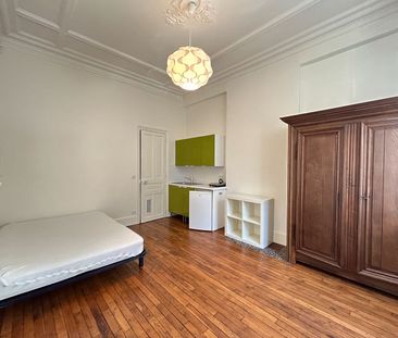 APPARTEMENT TYPE STUDIO - 20m² - HYPER CENTRE - Photo 1