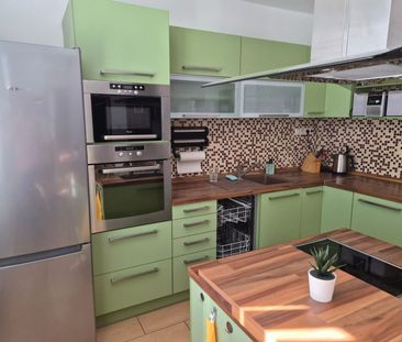 2, 5 - izbový byt na prenájom v širšom centre Bratislavy - Photo 1