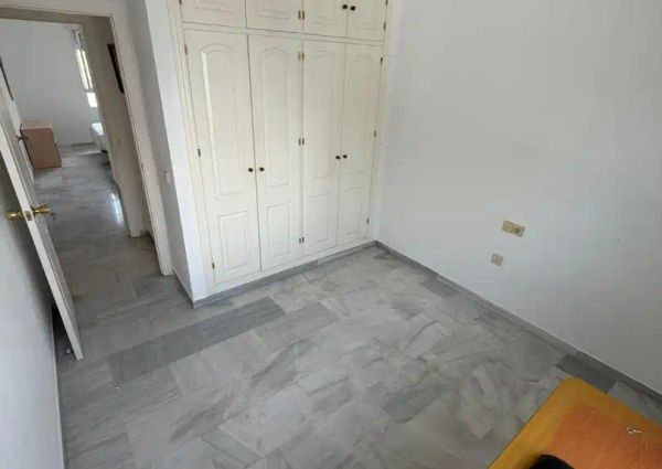 Apartamento de alquiler en Calle Luna la, 1, La Carihuela - Los Nidos