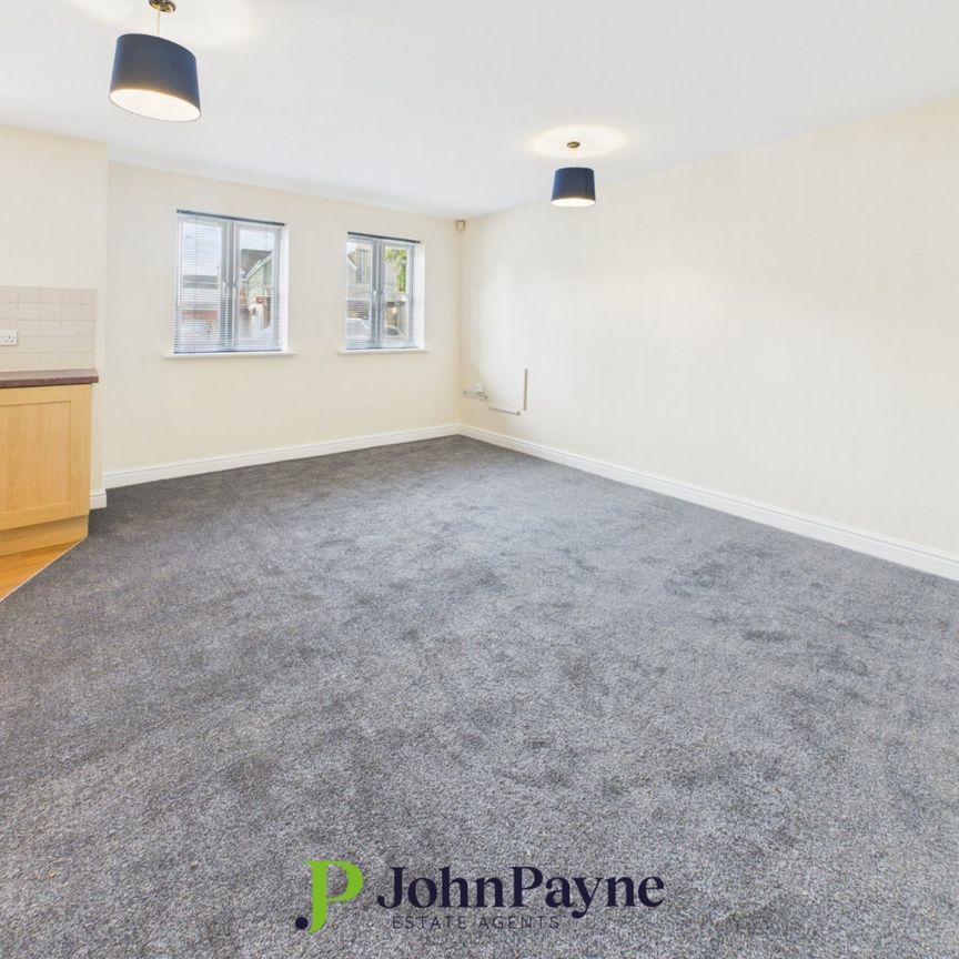 Ivy Grange, Bilton, Rugby, Warwickshire, CV22 7HH - Photo 1