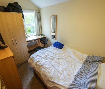 5 bedroom apartment to rent - Photo 3