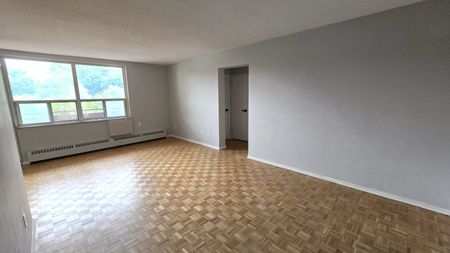 For Lease - 37 Peel Street Unit# 507, Barrie, Ontario - Photo 4