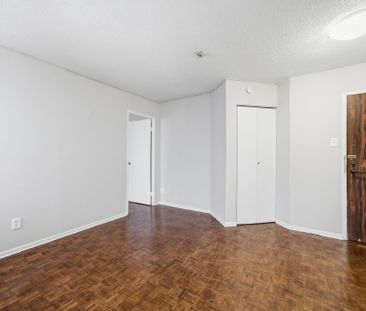 For Lease - 2360 Dundas Street Unit# 1603B, Toronto, Ontario - Photo 4