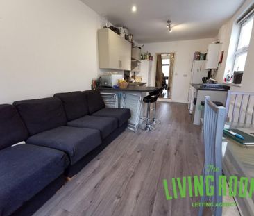 6 bedroom house share to rent - Photo 1