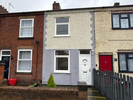 2 bedroom terraced house to rent - Photo 4