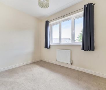 4 bedroom detached house to rent - Photo 6