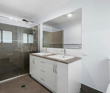 35 Fitzgerald Circuit, Wyreema - Photo 6