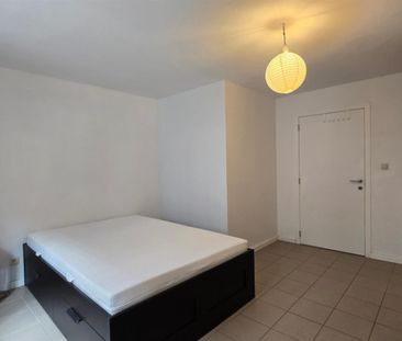 Appartement te huur in Elsene - foto 3