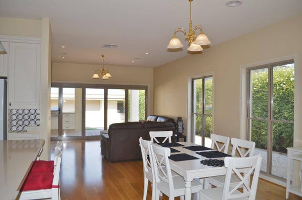 FULLY FURNISHED - UNAVAILABLE UNTIL FEBRUARY 2019 - Photo 1