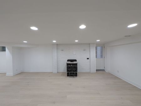 For Lease - 88 Baynards Lane, Richmond Hill, Ontario - Photo 2