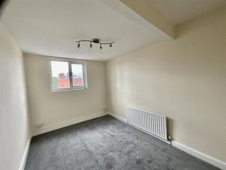 2 bedroom property to rent - Photo 2