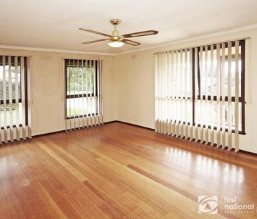 CENTRALLY LOCATED FAMILY HOME WITH BUNGALOW - Photo 1