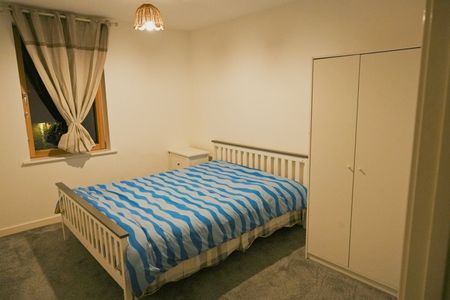 1 Bed Flat, Crown And Anchor House, BS2 - Photo 3