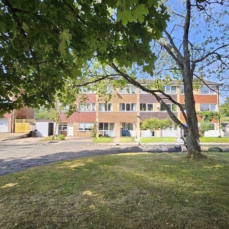 4 bedroom terraced house to rent - Photo 3