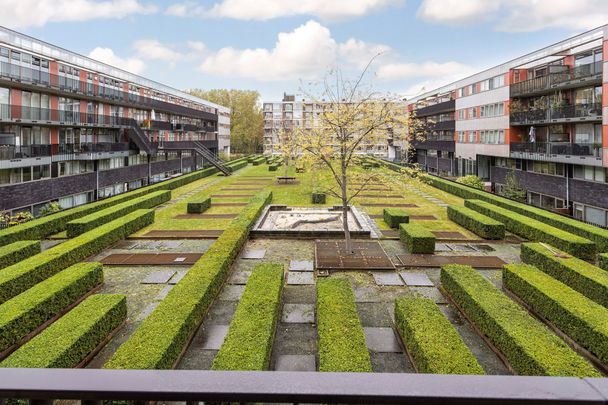 Te huur: Loosduinenstraat 55, 1062 EG Amsterdam - Photo 1