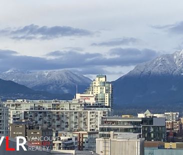 Penthouse in Vancouver West Side, None - Photo 6