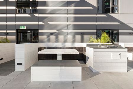 1010/43 Hancock Street, Southbank VIC 3006 - Apartment For Rent | Domain - Photo 2