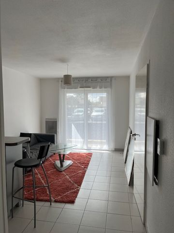 Location Appartement 2 pièces 35m² - Photo 2