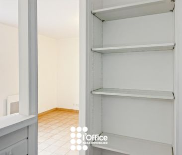 Location Appartement 1 pièce 25m² LA ROCHE SUR YON 85000 - Photo 4