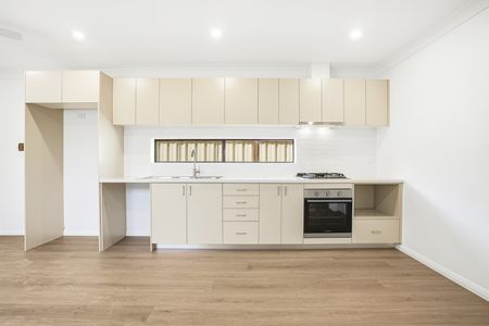 Brand New Granny Flat with Ensuite ! - Photo 4