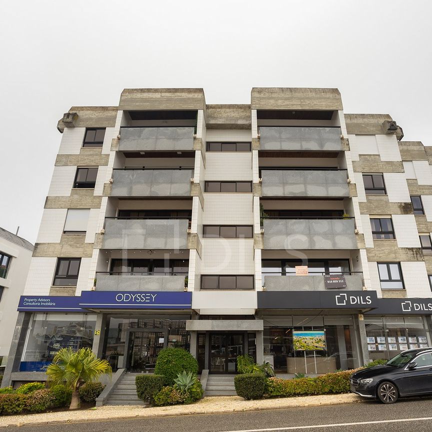 Apartamento T3, com estacionamento em Cascais e Estoril - Photo 1