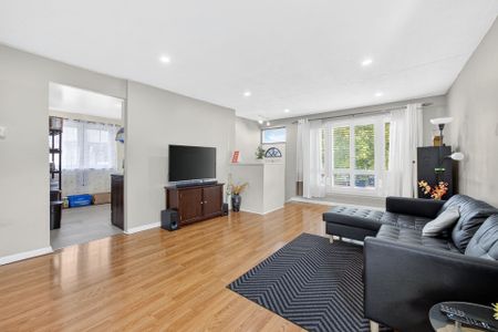 For Lease - 18 SHIER Drive Unit# Main, Toronto, Ontario - Photo 3
