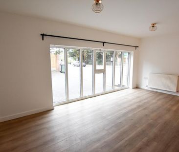 2 bedroom coach house to rent - Photo 5