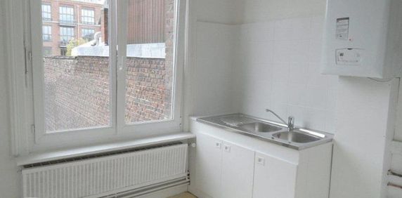 Location Appartement 2 pièces 48m² LILLE 59260 - Photo 2