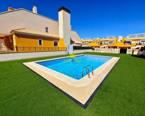 3 BEDROOM VILLA - ARENALES DEL SOL - Photo 1