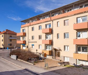 Carlavägen, Eskilstuna - Photo 2