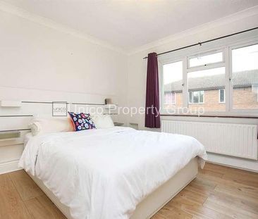 The Limes, Brentwood, CM13 - Photo 4