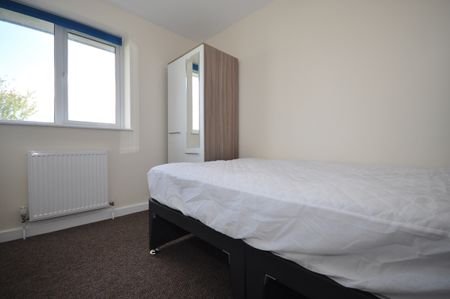 1 bedroom house share to rent - Photo 3