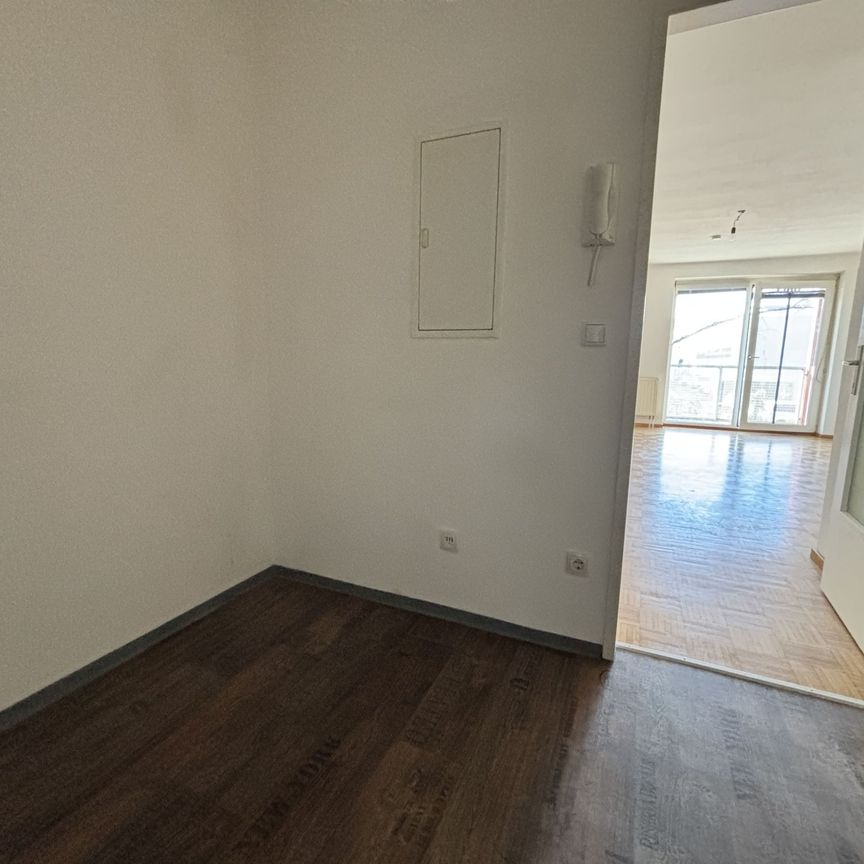 Zentrale 1-Zimmer-Wohnung mit Balkon - Photo 1