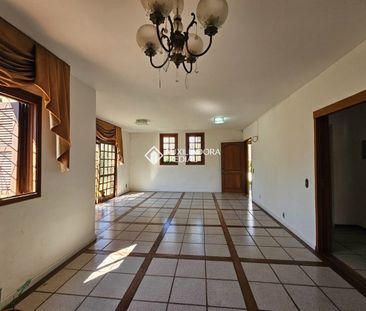 Casa com 4 quartos e 266m² para alugar em Vila João Pessoa, Porto A... - Foto 5