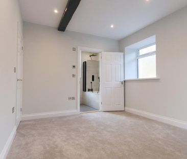 4 bedroom detached house to rent - Photo 5