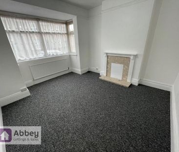 4 bedroom terraced house to rent - Photo 1