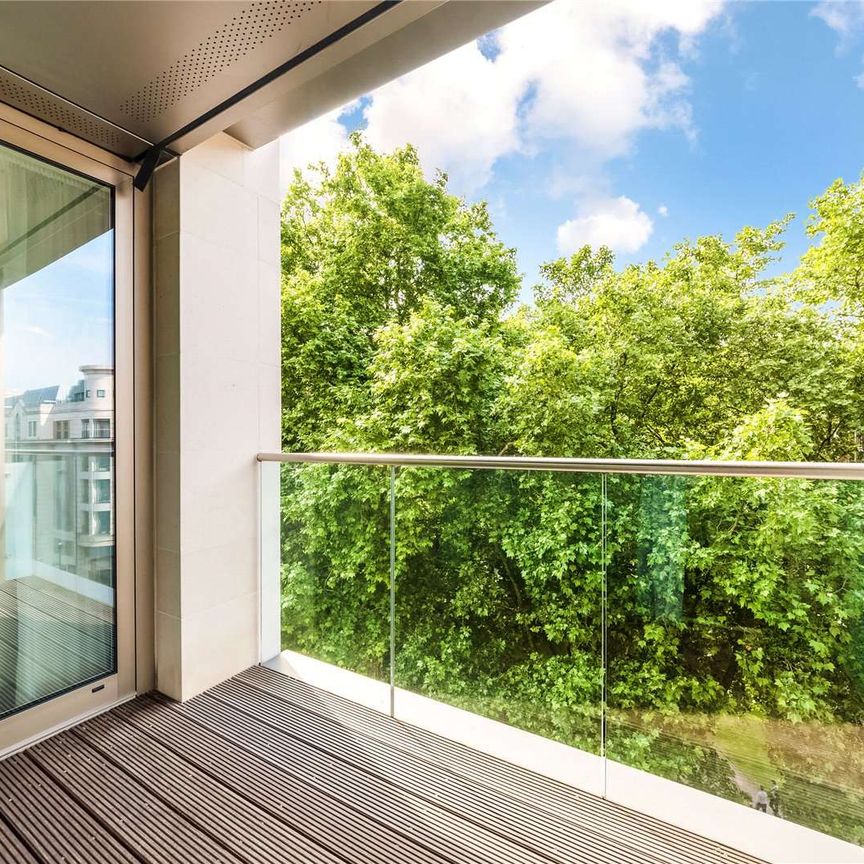 This is a beautiful 3 double bedroom apartment in one of Westminster's most desirable developments situated on the 6th floor of this portered building and benefitting from a residents' gym. - Photo 1