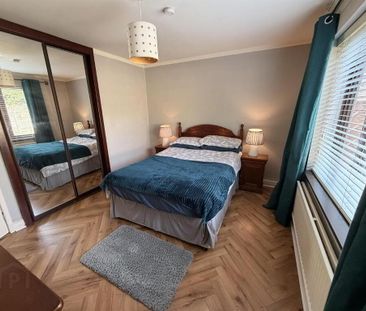 8 Vaddegan Road, Newtownabbey, BT36 7SW - Photo 4