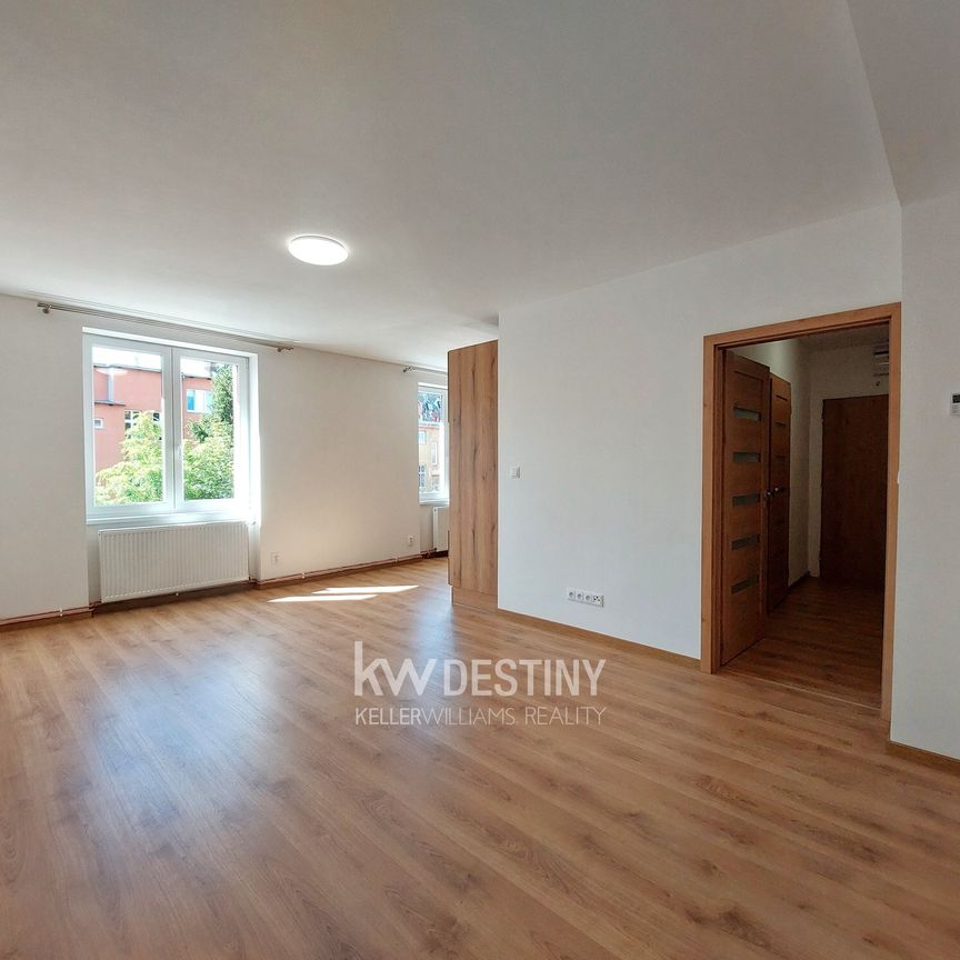 Pronájem bytu 2+kk 57 m², Jungmannova 1258, Duchcov - Photo 1