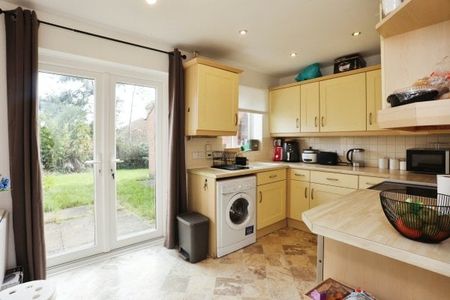 Adam Dale, Loughborough, LE11 - Photo 2