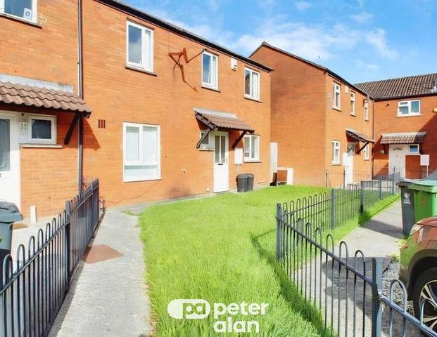 Rogerstone Close, St. Mellons, Cardiff, CF3 - Photo 1