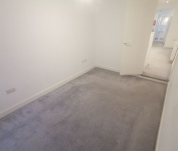 One Bedroom Apartment for Rent in Redhill - Photo 5