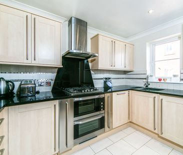 2 bedroom apartment to rent - Photo 2
