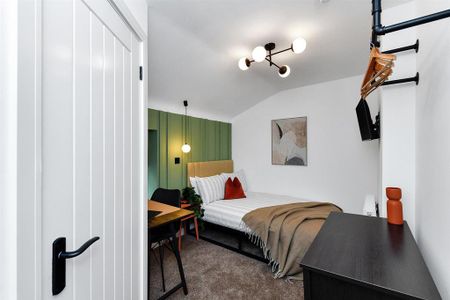 1 bedroom in a house share to rent - Photo 3