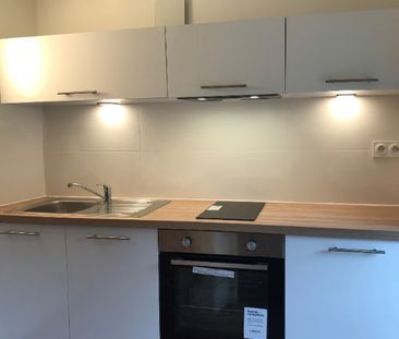 Location Appartement 1 pièce 24m² - Photo 2