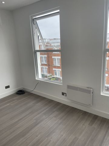 1 Bed Flat, Hargrave Road, N19 - Photo 3