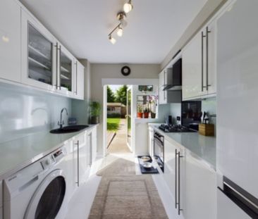 Tudor Lodge Road, Cheltenham, Gloucestershire, GL50 - Photo 6