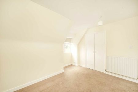 Gunnersbury Drive, W5, London - Photo 4