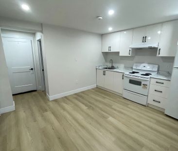 323 Huntsmill Boulevard #Bsmt #2 - Photo 2