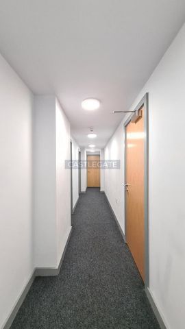 3 bedroom flat share to rent - Photo 3